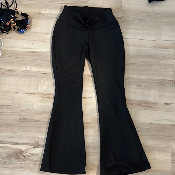 Shein Flare Leggings - Picture 1 of 2